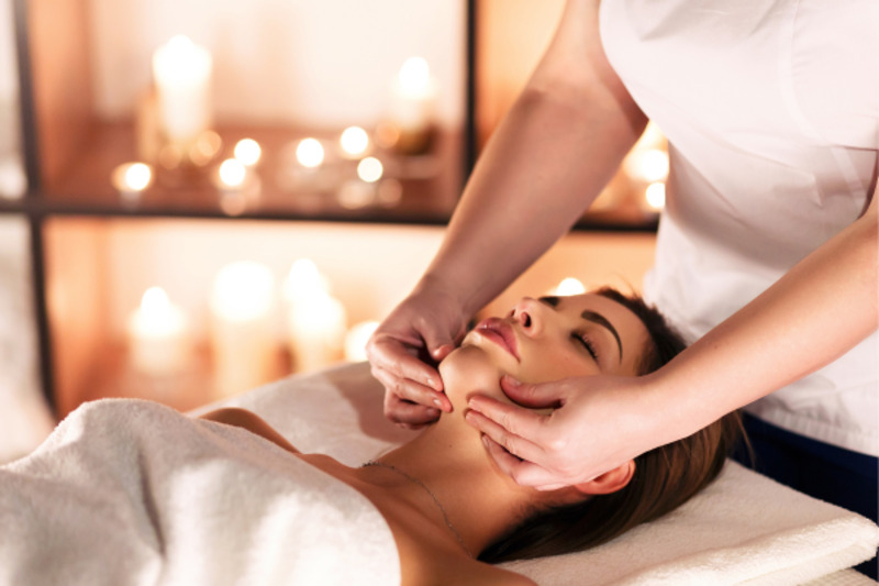 máy khuếch tán tinh dầu cho spa