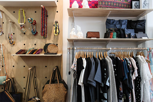 tinh dầu thơm quần áo